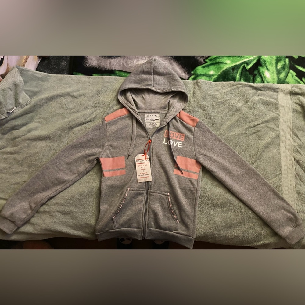 DYCE APPAREL, size medium color:gray